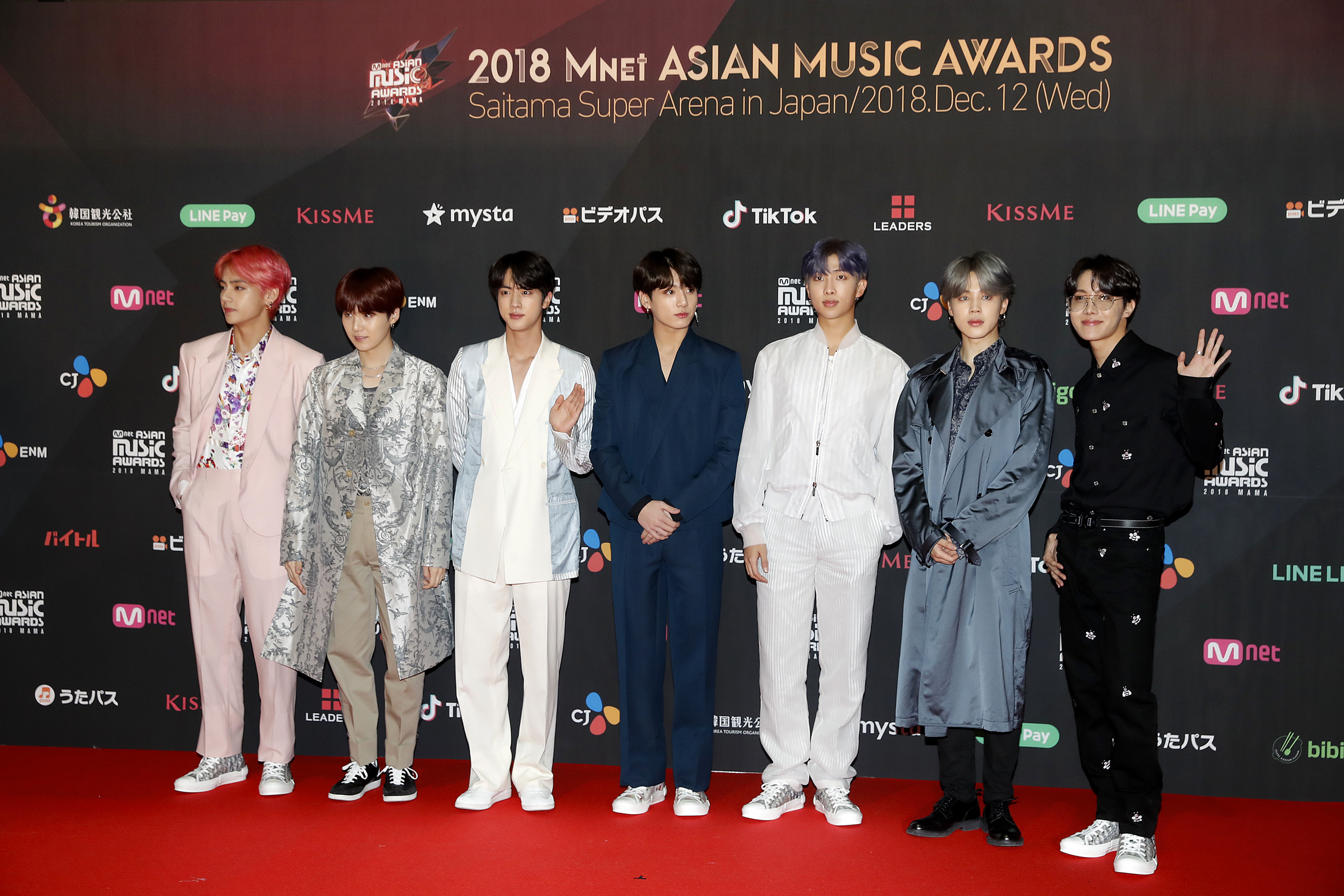 2018 Mnet Asian Music Awards Winners: The Complete List | E! News
